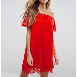 BRAND NEW SZ12 Off Shoulder Mini Dress with Lace
